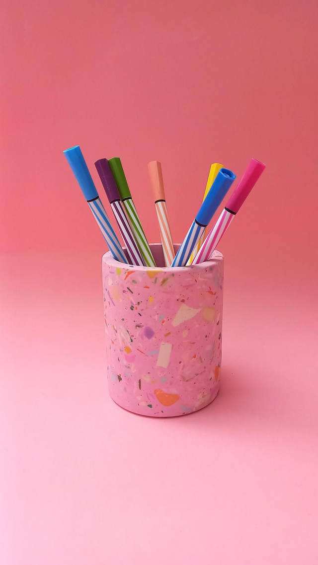 Kubek, okrągły pojemnik na akcesoria, na biurko, do łazienki, różowy, lastryko