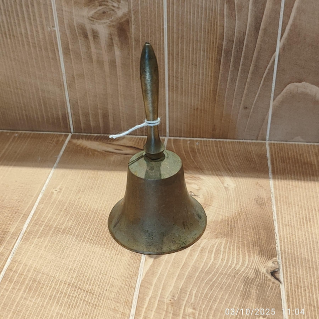 Cloche en laiton 