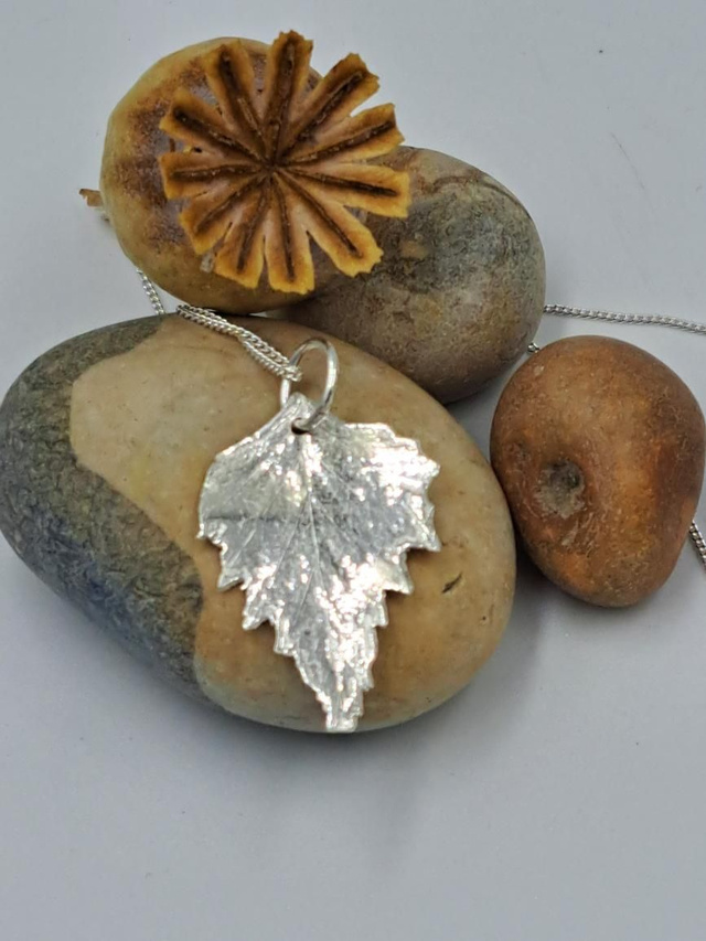 Silver Leaf Pendant 