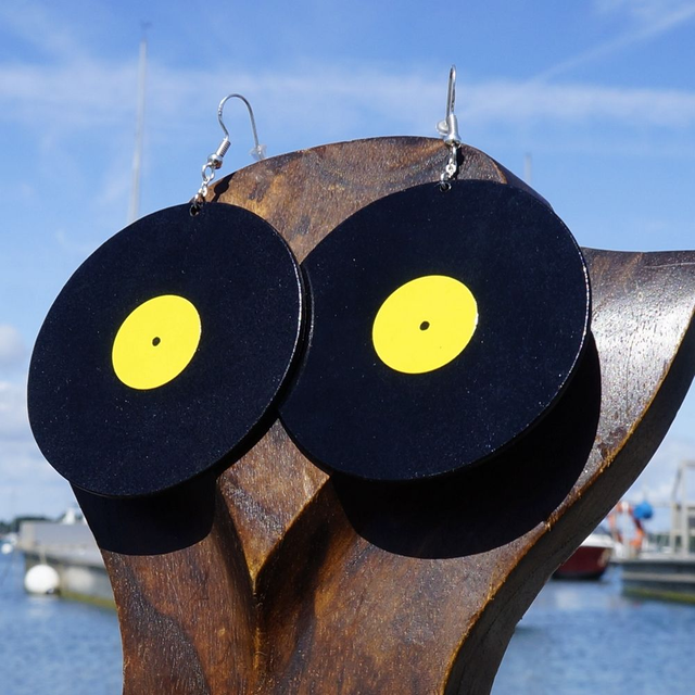 Les Boucles Vinyles Géantes