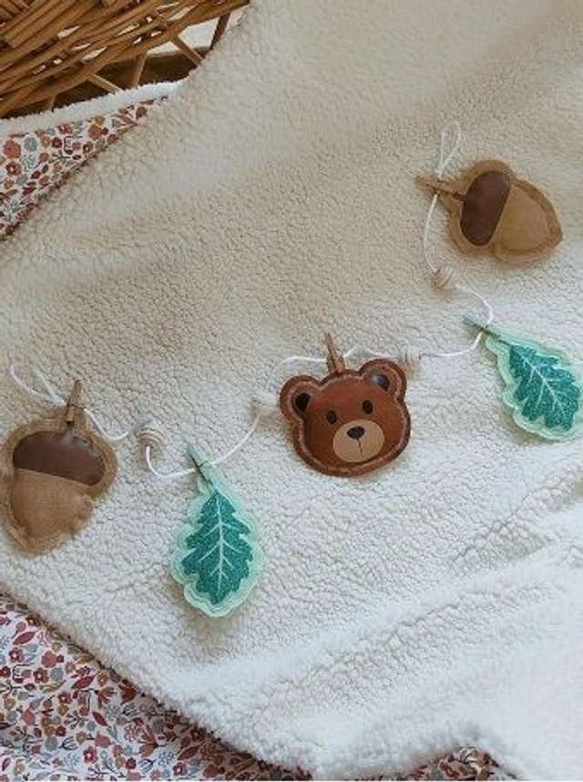 Guirlande ourson et glands