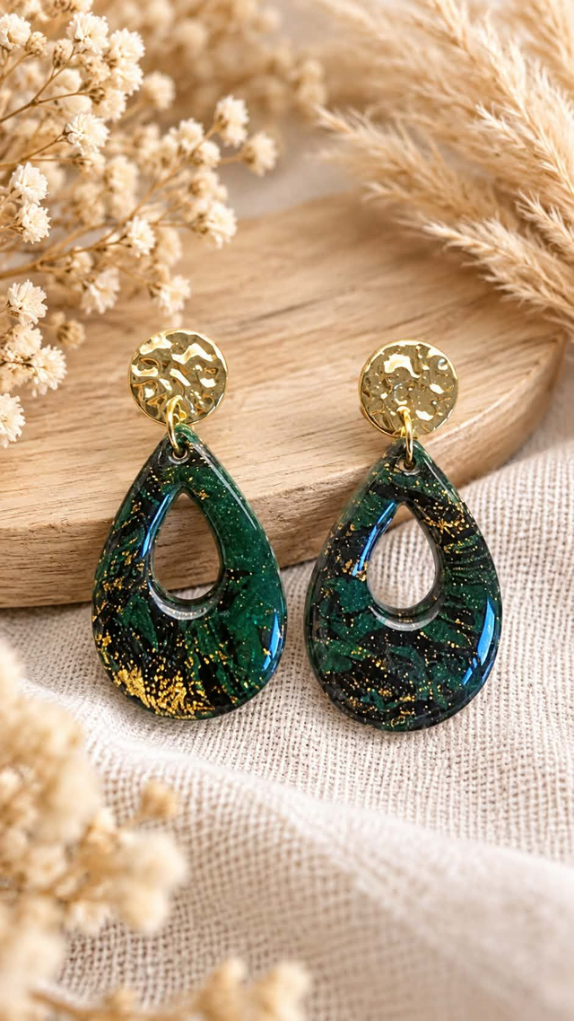Boucles d’oreilles  "Émeraude Scintillante"