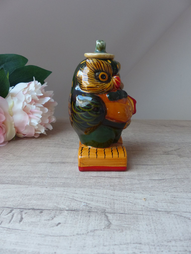 Figurine vintage Monsieur Hibou en céramique – oiseau savant sur livre avec chapeau amovible – années 70 - déco pour bureau ou bibliothèque