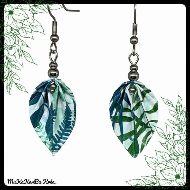 Boucles d’oreilles feuilles en origami 