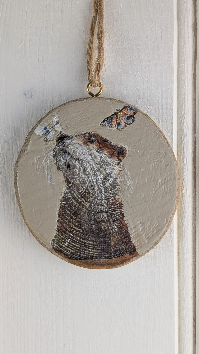 Playful Otter with Butterflies - Log Slice