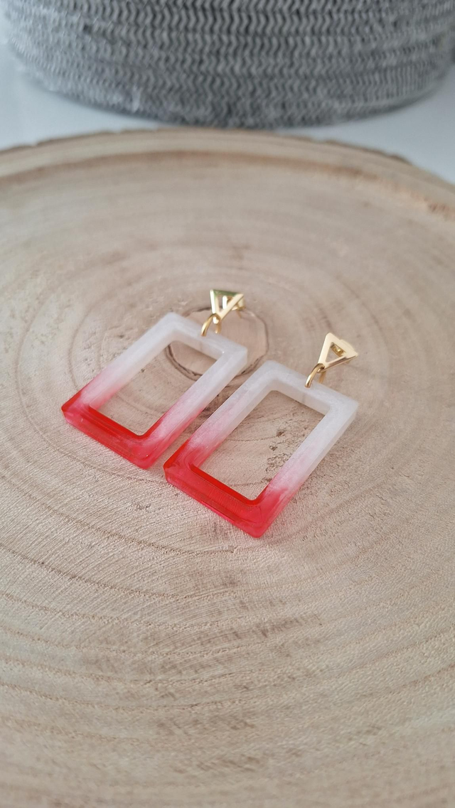 Boucles d'oreilles rectangles Framboise/blanc