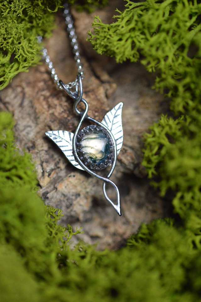 Pendentif Elfique - "Lueur" Agate mousse