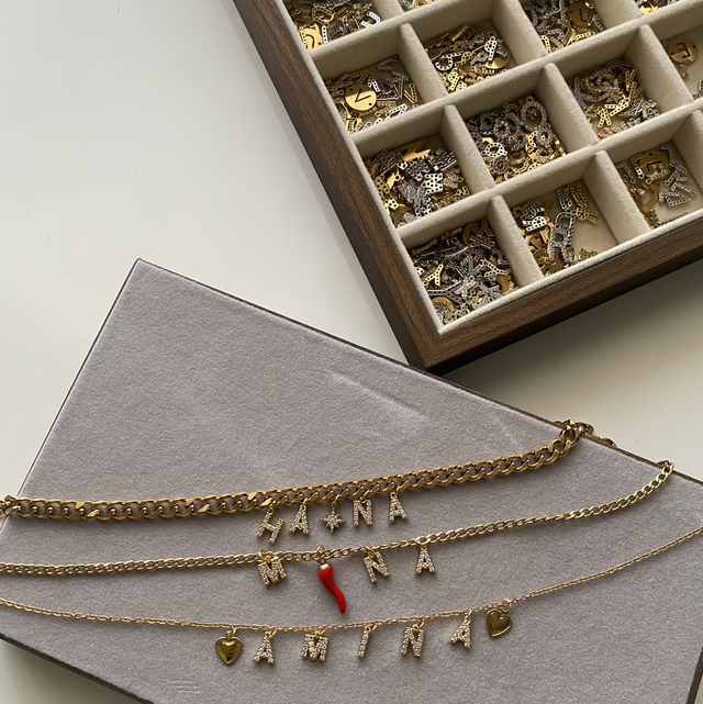 Collier personnalisé breloque et lettre