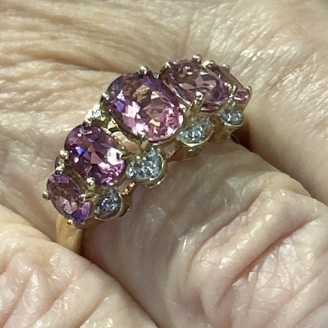9ct gold pink topaz and diamond ring