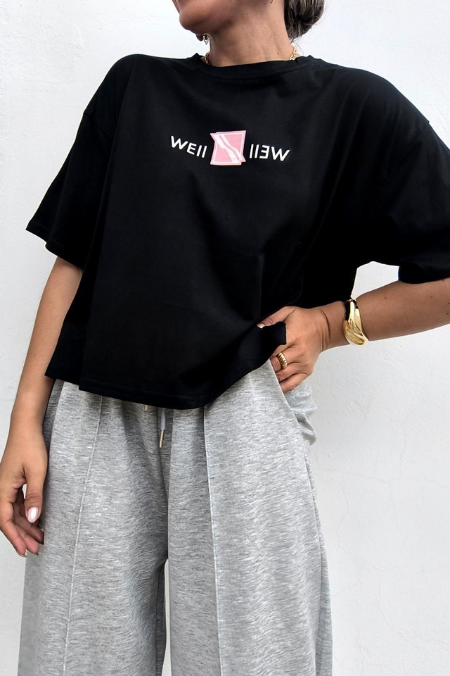 Camiseta Weii Negra