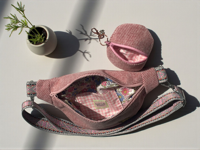 Banane Lainage Rose 2 + Porte Monnaie assorti