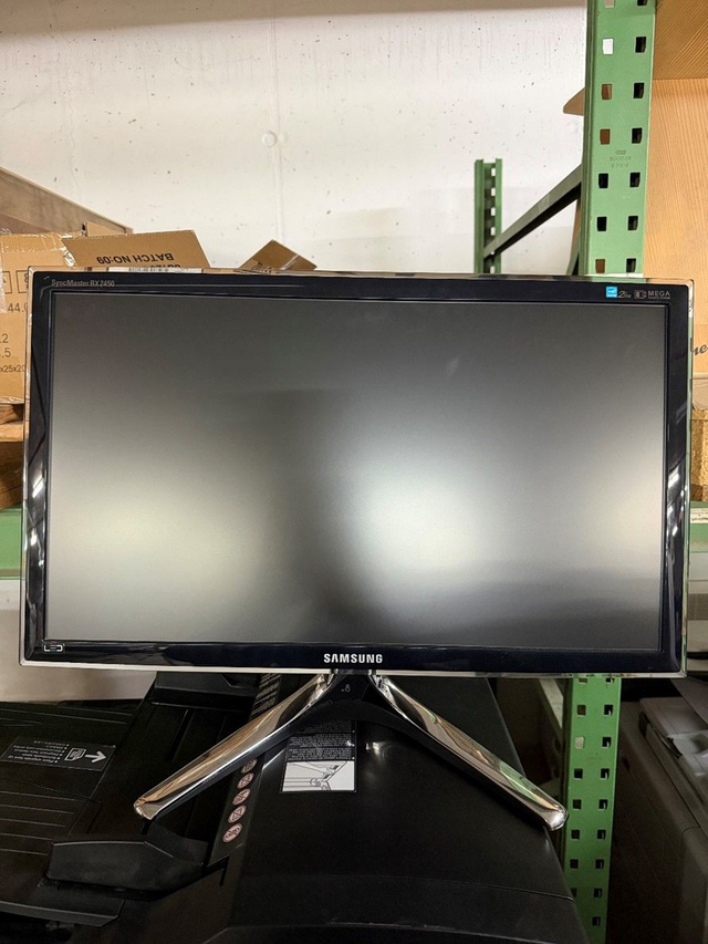 Samsung BX2450 24” Full-HD Monitor