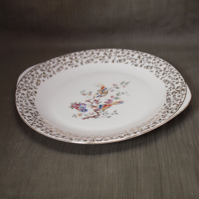 Spenzo - S. Polak en Zonen | Serveerbord Plat bord met vogelmotief en gouden rand Rond porselein (diameter 25,0 | hoogte 2,0 cm) | Vintage