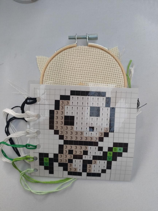 Kodama Kit point de croix complet 