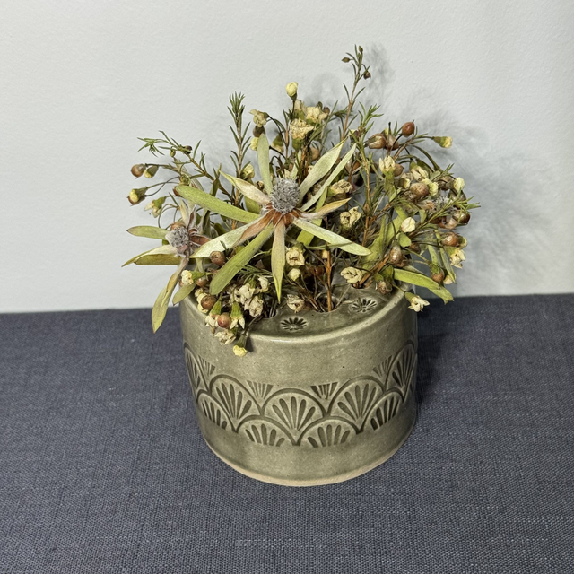 Small Round Flower Brick Smoke