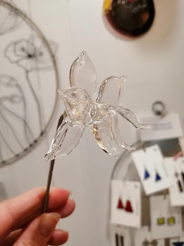 Sculpture sur tige inox