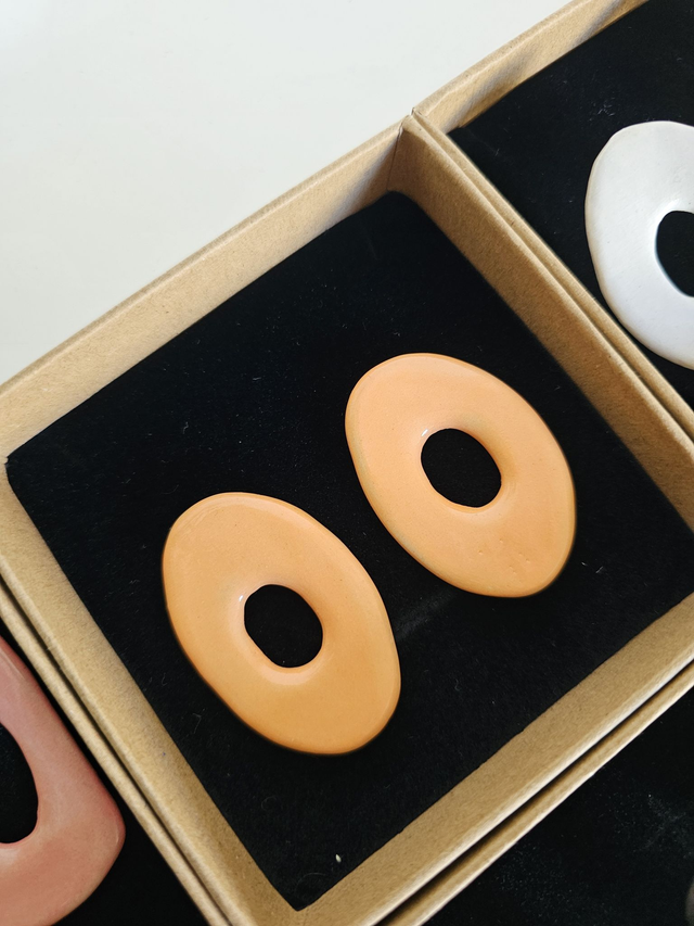 Boucles d&#039;oreilles Hestia coloris pêche