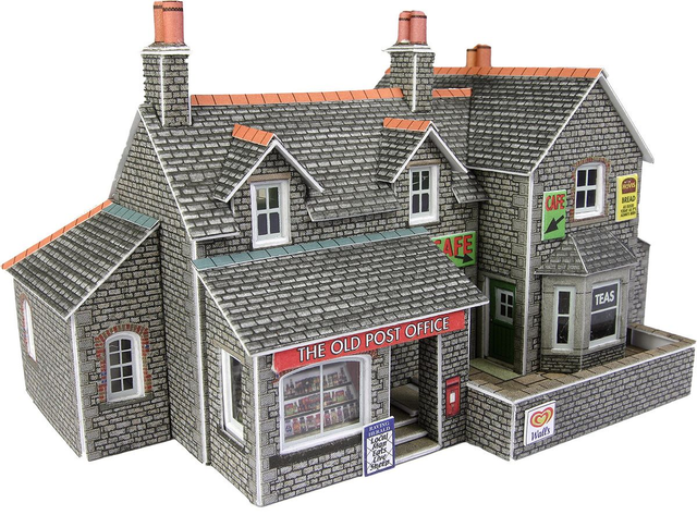 PN154 N Scale Village Shop &amp; Cafe