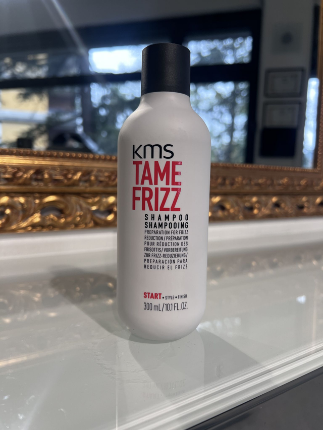 K KMS SHAMPOO TAME FRIZZ 300 ML