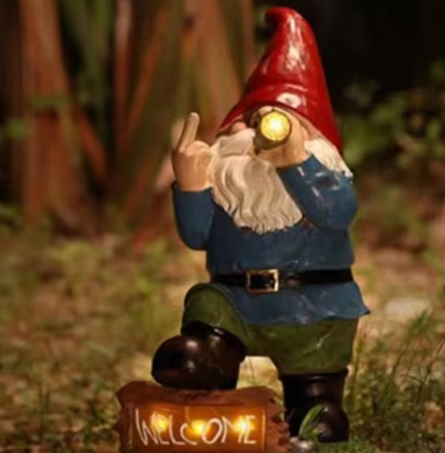 Tuinbeeld Tuinkabouter met LED lichtje Welcome (18cm)