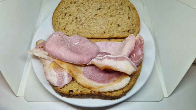 Bacon sandwich 