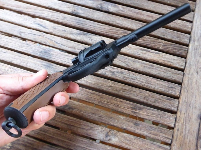 Révolver d’Ordonnance Modèle 1892 Français (14–18 / 39–45) – Reproduction factice