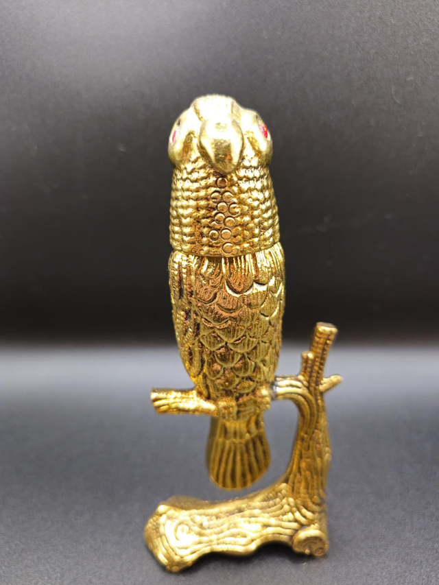 Petite boîte perruche en laiton doré années 60