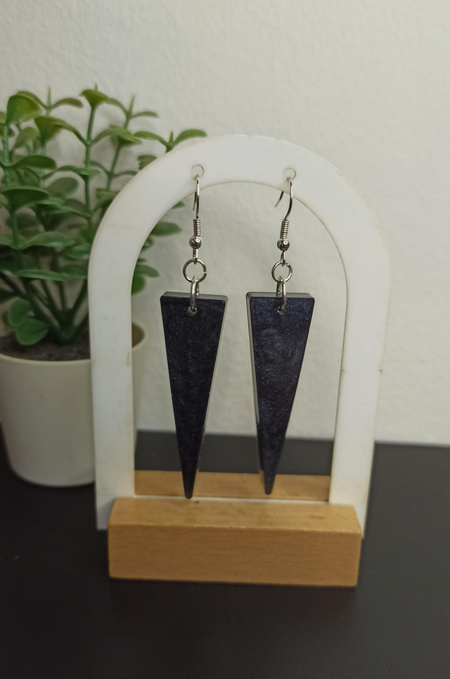 Boucle d&#039;oreille L (N011)  