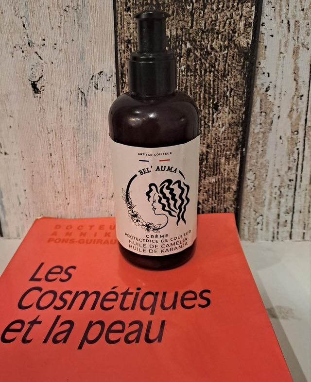 La crème protectrice de couleur