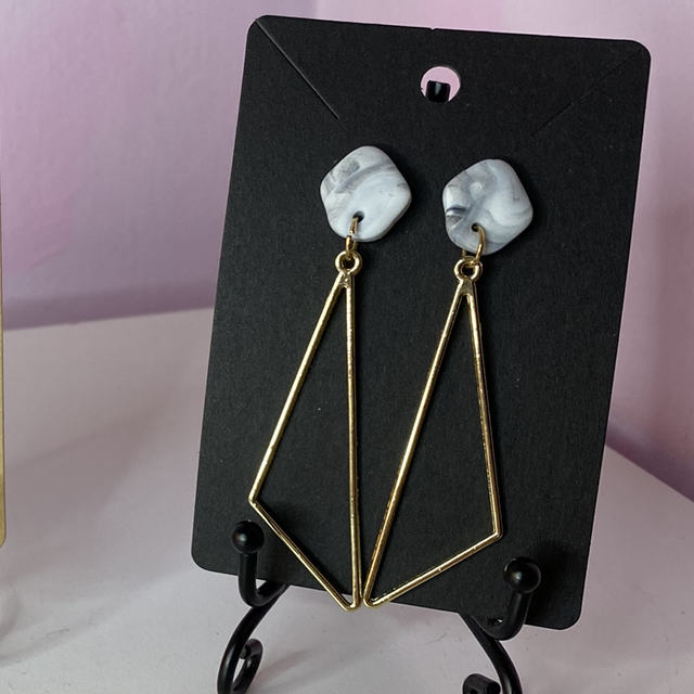 White Marble Earrings With Gold Geometric Accessories 