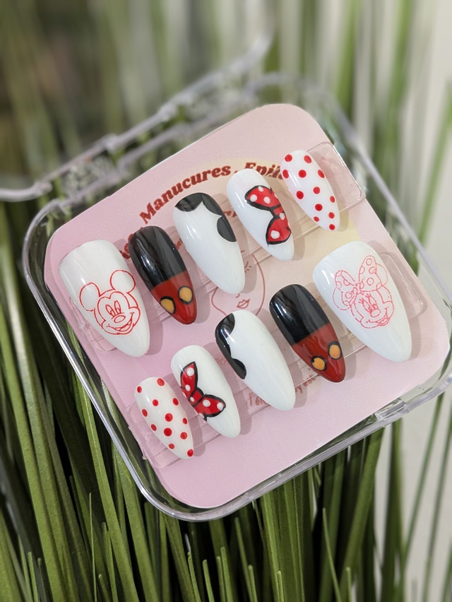 Nails Mouse