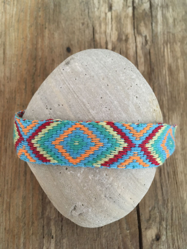 BRACELET ETHNIQUE MULTICOLORE