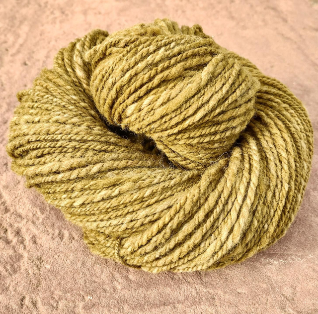 Écheveau laine 100 gr,teinture végétale solidage, retord deux fils