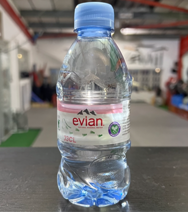 Evian 33cl