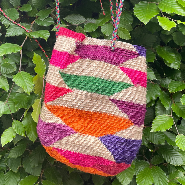 Hand gemaakte tas uit Ecuador. Must have!!!!