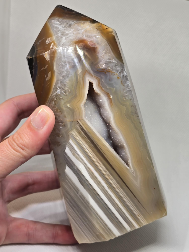 Agate cristallisée du Brésil