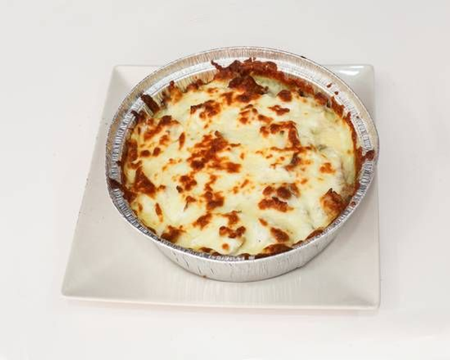 PTATAS CON CARNE KEBAB Y QUESO MOZARELLA GRATINADO