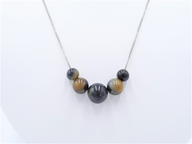 Chaine œil de faucon