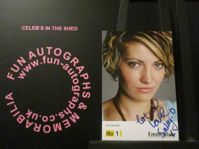 Sally Oliver (Lexi Nicholls) Authentic Autographed Emmerdale Cast Card