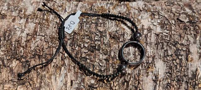 Bracelet macramé hématite grenat ref.D83