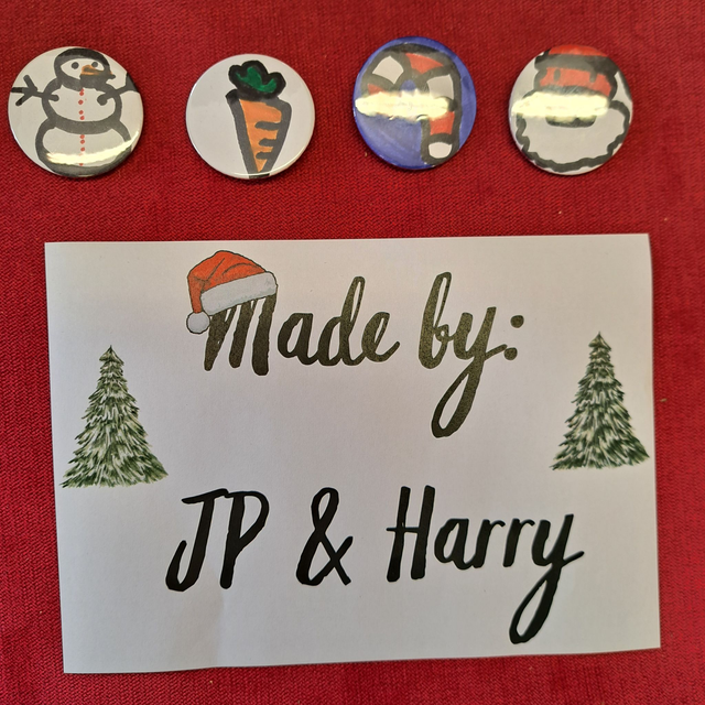 Set of 4 Christmas Badges