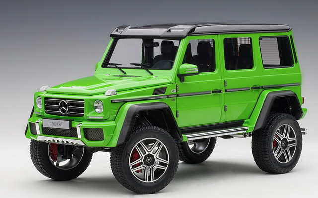 Mercedes Benz G500 4×4² Alien Green AUTOart 1:18