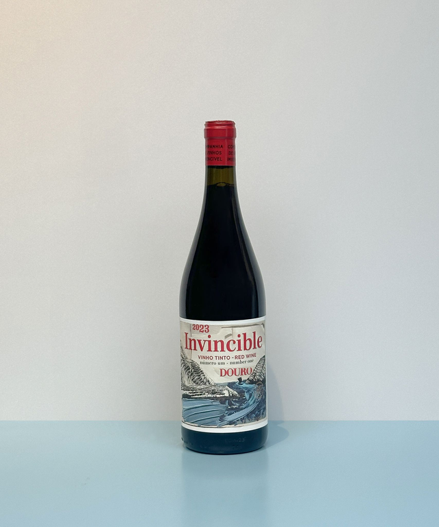 Invincible Numero Uno Tinto - Companhia del Vinhos invencível