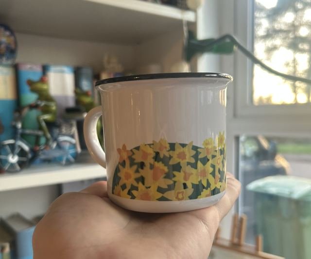Max Rocks Daffodils Enamel Mug