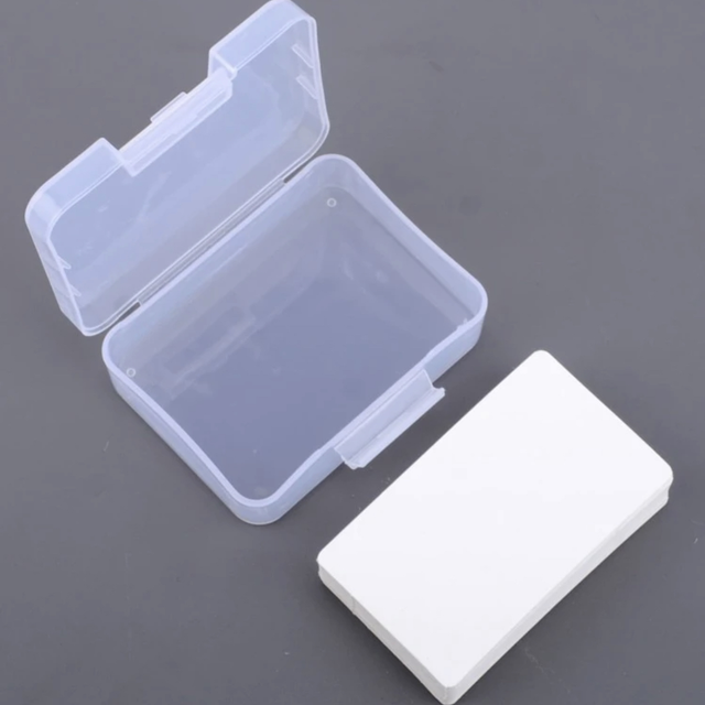 Boîte transparente pour stockage 