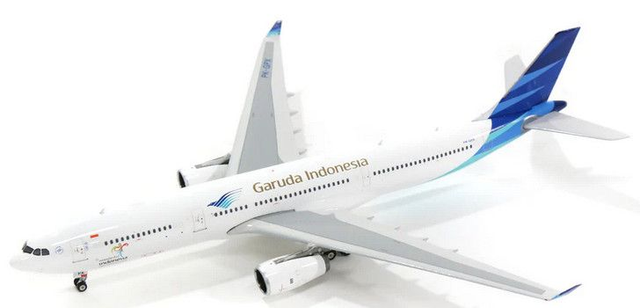 1/400 Airbus A330-300 Garuda Indonesia PK-GPX