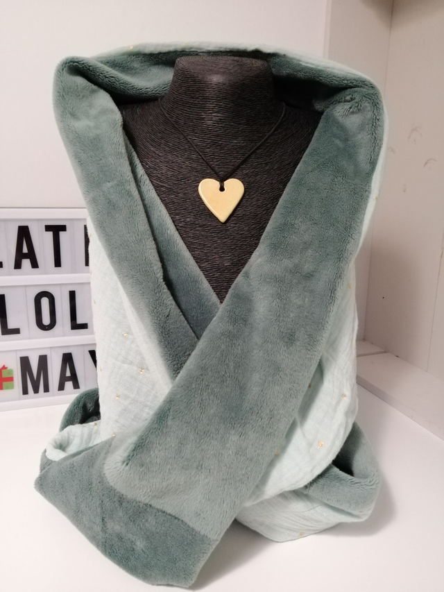 Chèche polaire vert thym et double-gaze pois dorés