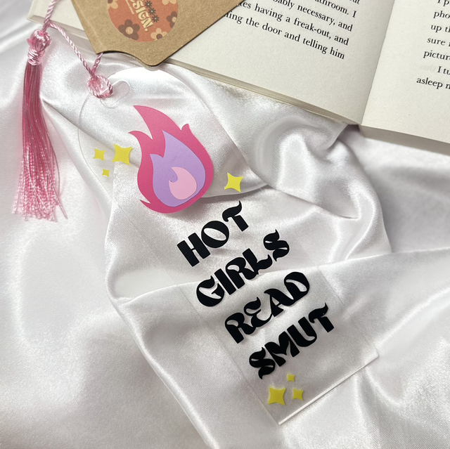 ‘Hot Girls Read Smut’ Bookmark