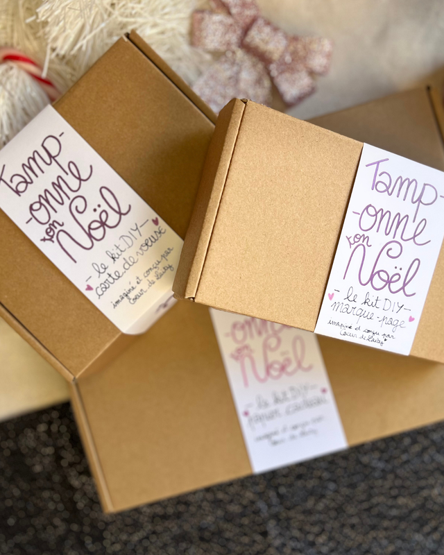 Kit Papier Cadeau Noël – Kit DIY créatif et fait-main "Tamponne ton Noël"