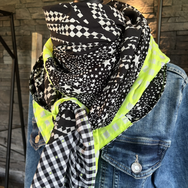FOULARD STARS &amp; DAMIER 